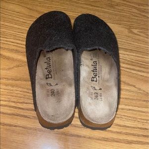Betula Clogs Sandals Dark Gray Size Womens size 6 Mens Size 4